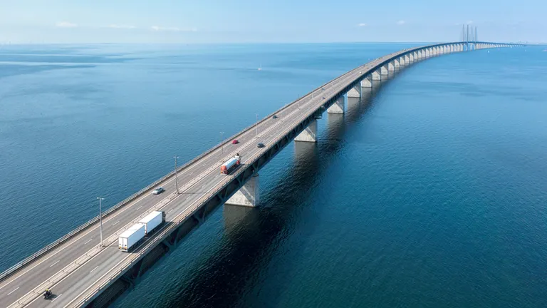 Bridge over sea
