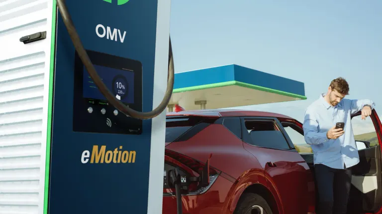 eMotion charging station